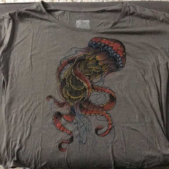 Curbside Tops - Dolman tee jellyfish